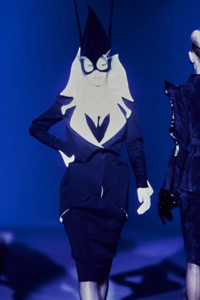 Look 64